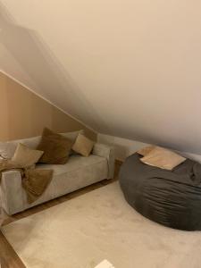 Posezení v ubytování Ferienwohnung Kilz II in Gensingen