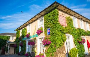 Gallery image of Haddon House Hotel in Bridport