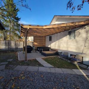 Το κτήριο όπου στεγάζεται  το διαμέρισμα