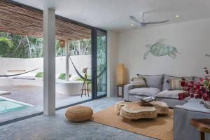 Posezení v ubytování Twin Villas 8BR, Concierge, Gated ,Jacuzzi, Paddle court