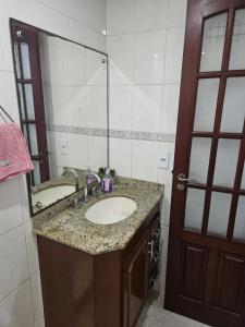 Ένα μπάνιο στο Varanda do Recreio