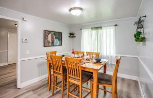 Φωτογραφία από το άλμπουμ του Suburb Home Near Everything σε Ρότσεστερ +14 φωτογραφίες