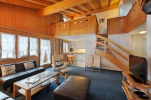 Televiisor ja/või meelelahutuskeskus majutusasutuses Serviced Apartments – Kirchbühl@home