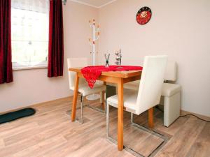 Fotografie z fotogalerie ubytování Bungalow Am Spreeufer, Lübben v destinaci Lübben