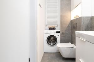 Kúpeľňa v ubytovaní SuperApart Domaniewska apt 53