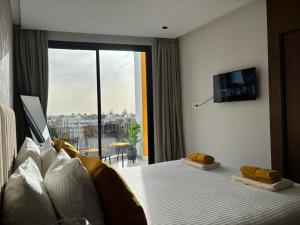 Photo de la galerie de l'établissement Maya Suites - Studio raffiné, Vue sublime, à Casablanca 13 autres photos