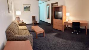 Posezení v ubytování Days Inn by Wyndham Drayton Valley