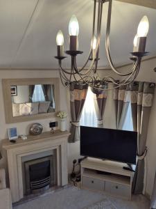 Μια τηλεόραση ή/και κέντρο ψυχαγωγίας στο Whitstable Pearl - Alberta Holiday Park