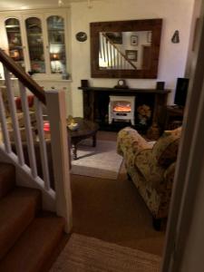 Billede fra billedgalleriet på Anglesey traditional 2 bedroom stone cottage with EV i Amlwch