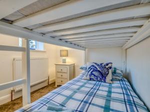 Ένα ή περισσότερα κρεβάτια σε δωμάτιο στο 2 Bed in Filey 77711