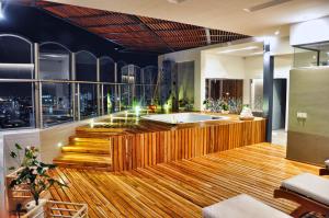 Area soggiorno di Hotel Dann Carlton Bucaramanga