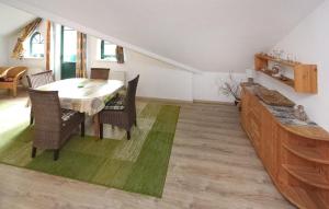 Η κουζίνα ή μικρή κουζίνα στο Ferienwohnung Karlshagen