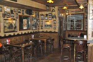 Pub eller bar på Hostal Alcazaba