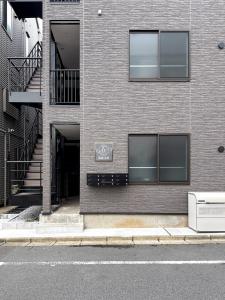 Budova, kde se apartmán nachází + 33 fotografií