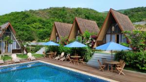 Bazén v ubytování Maya Ocean Resort nebo v jeho okolí