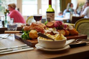 Foto de la galería de Kings Head Inn en Bledington