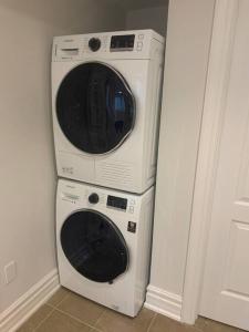 Fotografie z fotogalerie ubytování Relaxing cheerful comfy bright studio v destinaci Newmarket