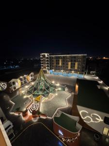 S3 Ayutthaya Hotel内部或周边的泳池