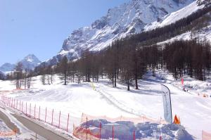 Case Gran Paradiso Rhemes Notre Dame v zimě
