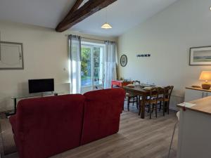 Galeriebild der Unterkunft Gîte paisible près d'Angoulême avec terrasse et WIFI, animaux admis - FR-1-653-82 in Torsac + 22 Fotos