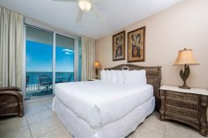 Ένα ή περισσότερα κρεβάτια σε δωμάτιο στο Island Tower 601 condo +29 φωτογραφίες