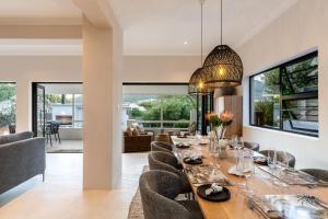 Istumisnurk majutusasutuses Boutique Coastal Retreat