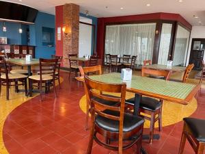 Εστιατόριο ή άλλο μέρος για φαγητό στο Coron Gateway Hotel & Suites