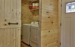Φωτογραφία από το άλμπουμ του Mountain Livin' σε Ellijay +18 φωτογραφίες