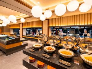 伊豆の国市にあるホテルサンバレー伊豆長岡 本館のレストランの定食