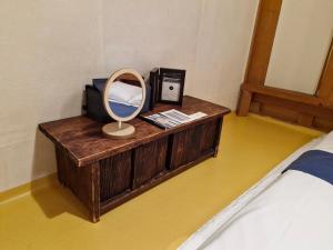 Postel nebo postele na pokoji v ubytování Soseoljae Guesthouse Gyeongju