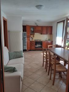 Kuchyň nebo kuchyňský kout v ubytování Casa vacanze Emilio