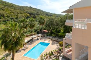 Φωτογραφία από το άλμπουμ του Golden Sun στην Πάργα