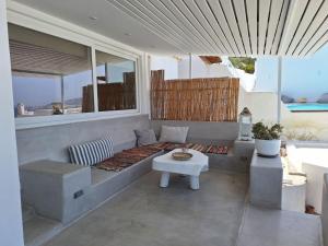 Balkón nebo terasa v ubytování Mykonos Seaview Nests - Tourlos Getaways