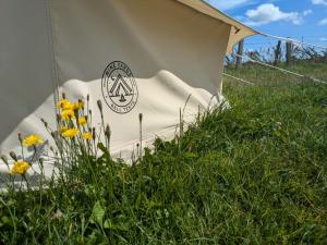 科尔雷恩Nine Yards Bell Tents - Coleraine的相册照片