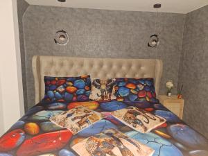 Ein Bett oder Betten in einem Zimmer der Unterkunft Waregem Hotel A