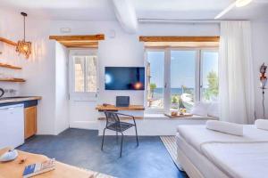 Cama o camas de una habitación en Skiff - Transformed studio on the water's edge