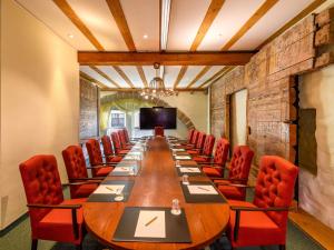 The business area and/or conference room at Mercure Hotel Erfurt Altstadt