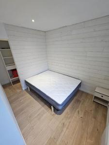 Postel nebo postele na pokoji v ubytování Superbe appartement 2 personnes à la montagne