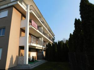 Budova, v ktorej sa apartmán nachádza