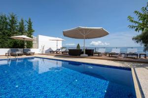 Πισίνα στο ή κοντά στο Luxury Villa Alexandros Corfu