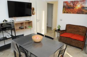 TV a/nebo společenská místnost v ubytování DDN House