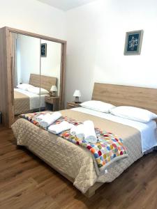 Postel nebo postele na pokoji v ubytování JULIET N - Rental Rooms Verona