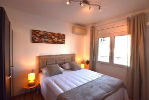 Posteľ alebo postele v izbe v ubytovaní Apartamento con vistas canal ref 114