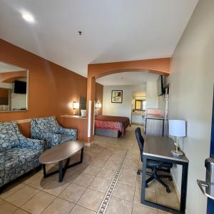 Posezení v ubytování Weslaco Inn - Weslaco/Mercedes
