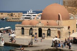 ハニア・タウンにあるLeo Apartment 2 bdr apt overlooking the harborのギャラリーの写真