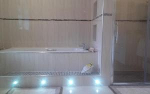Kopalnica v nastanitvi Laburnum B&B