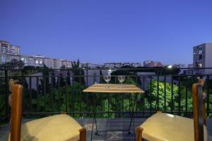 En balkon eller terrasse på Mar de la Abadía Rooms Shared Apartment + 12 billeder