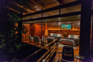 Posezení v ubytování Ecolirios Boutique Hotel & Villas