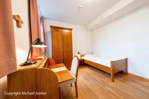 Gallery image of Gastflügel der Abtei Maria Laach in Glees