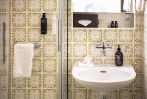 Un baño de Hotel Jungfraublick